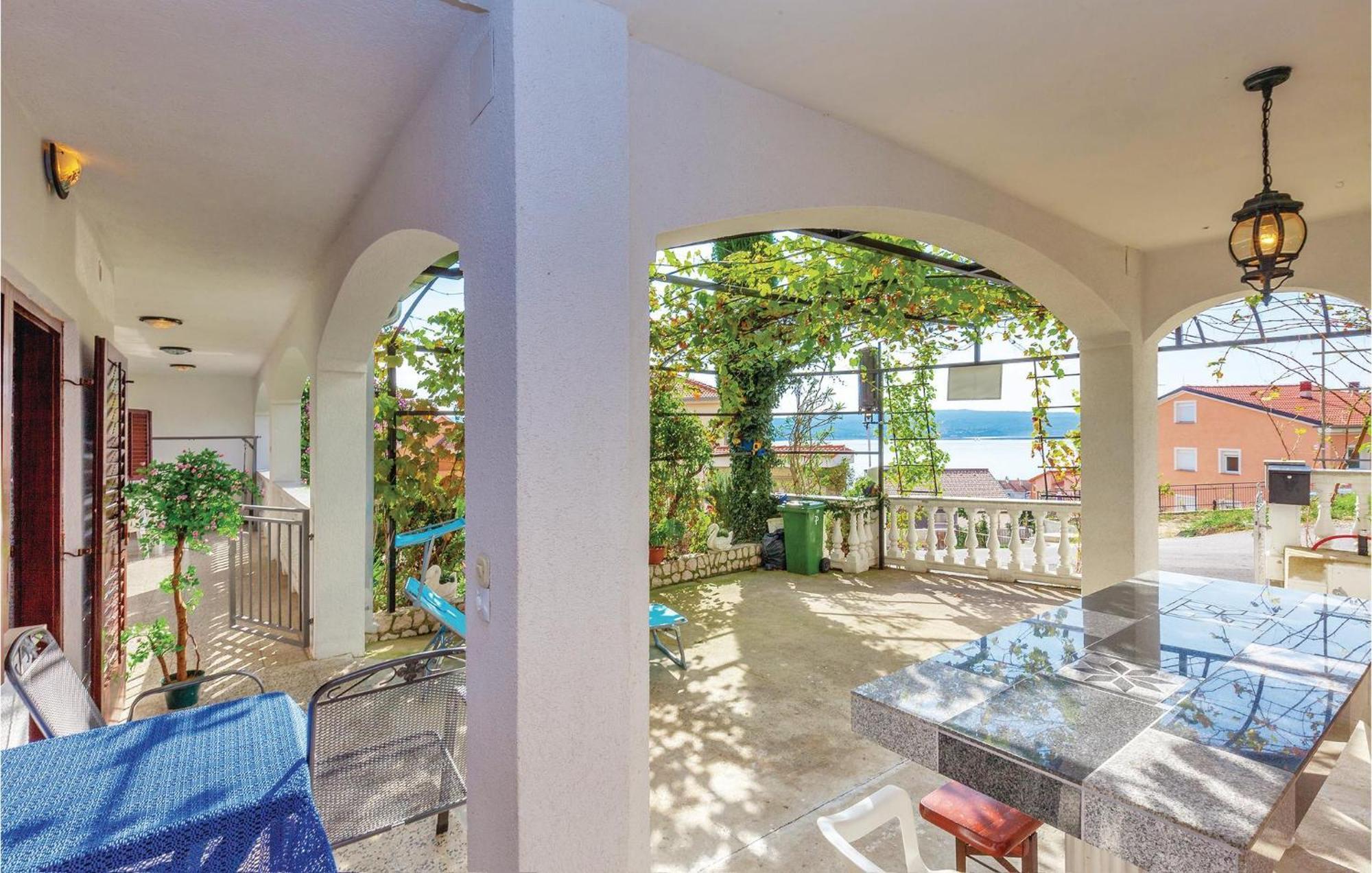 1 Bedroom Cozy Apartment In Crikvenica Zewnętrze zdjęcie