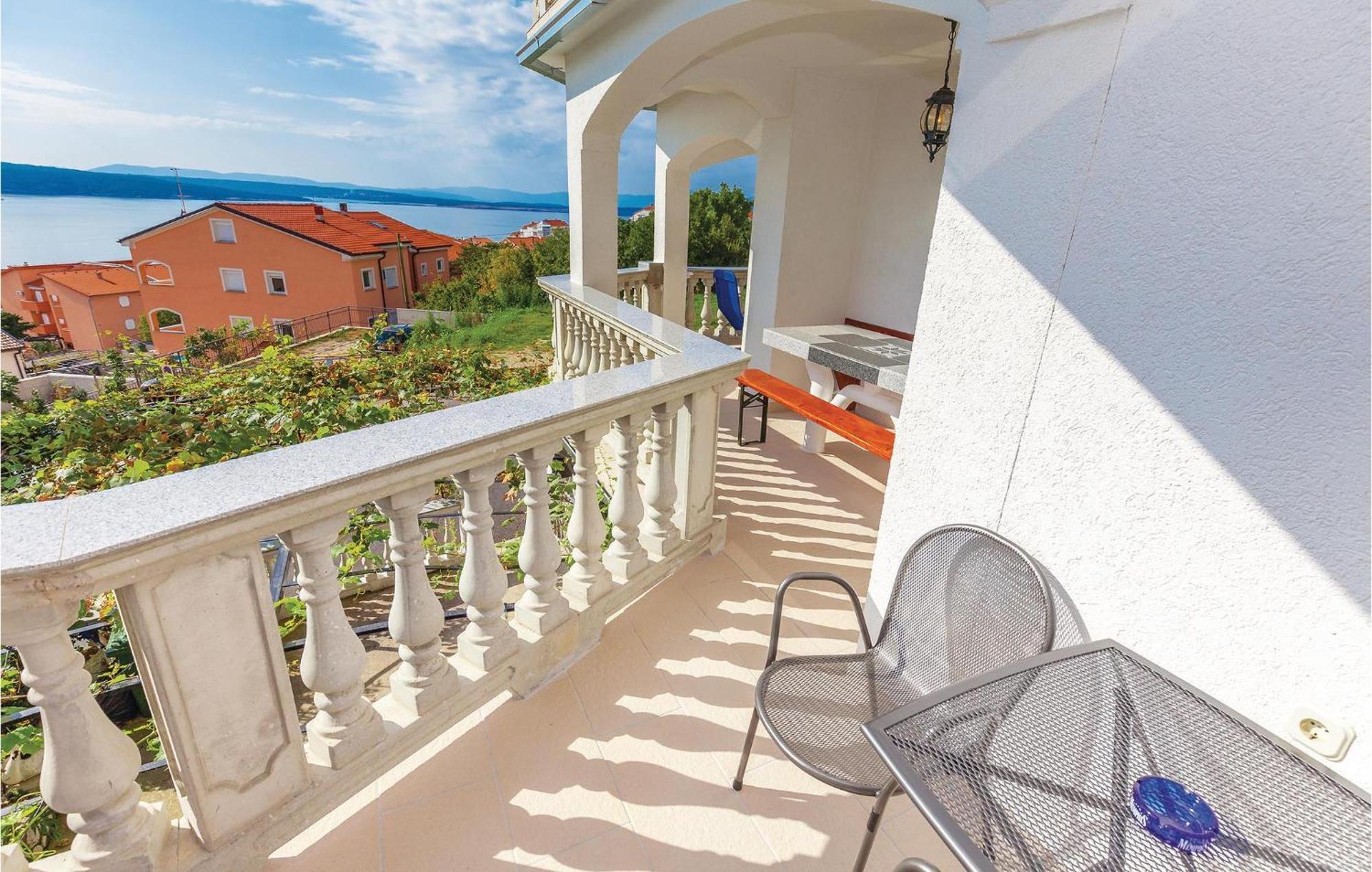 1 Bedroom Cozy Apartment In Crikvenica Zewnętrze zdjęcie