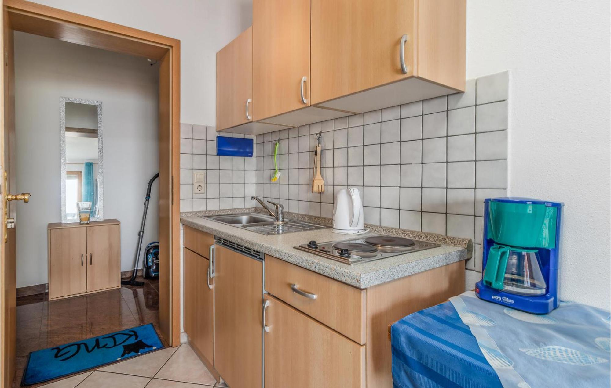 1 Bedroom Cozy Apartment In Crikvenica Zewnętrze zdjęcie