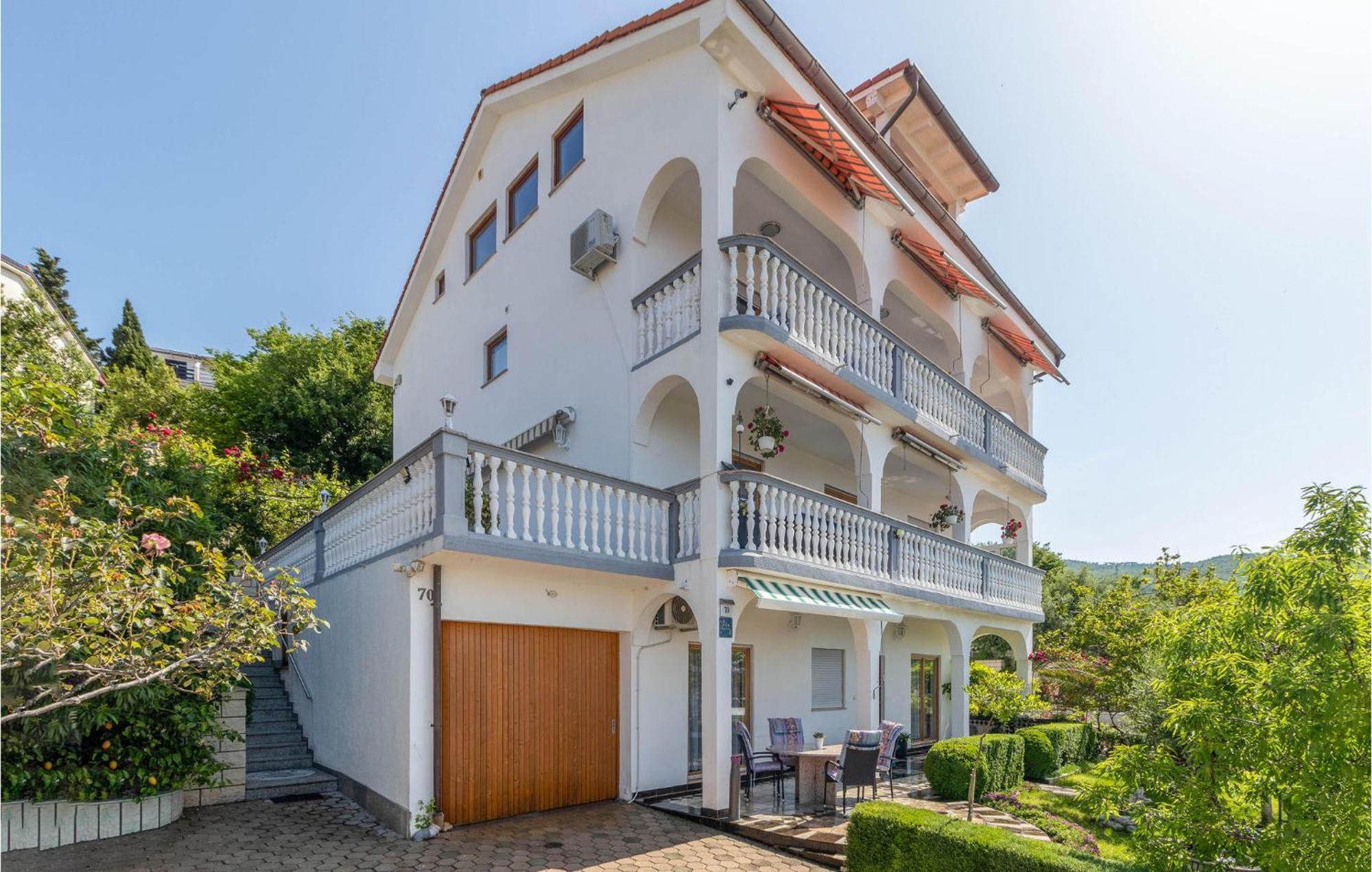 1 Bedroom Cozy Apartment In Crikvenica Zewnętrze zdjęcie
