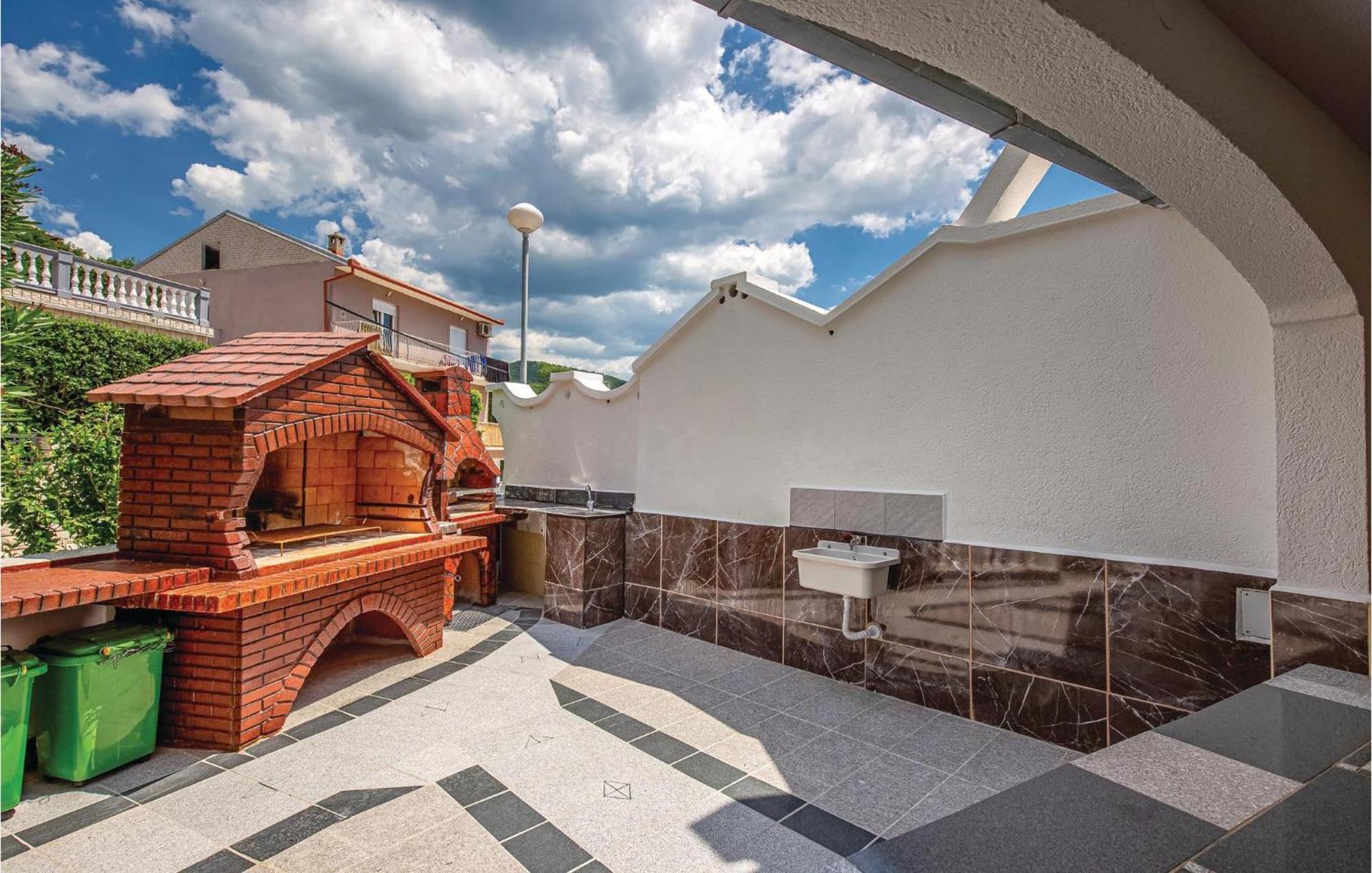 1 Bedroom Cozy Apartment In Crikvenica Zewnętrze zdjęcie